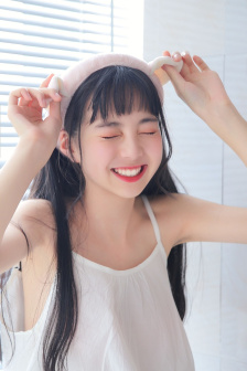 打屁股眼小说
